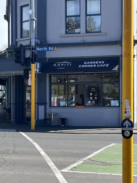 Cafe for sale Carousel 2