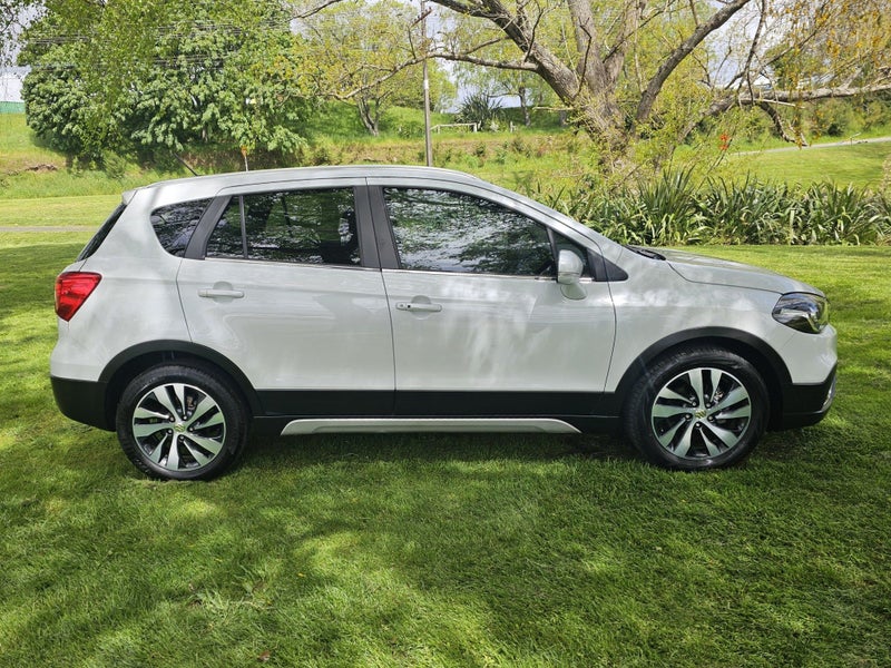 2017 Suzuki S-Cross PRESTIGE 1.4PT/6AT64218879894915111