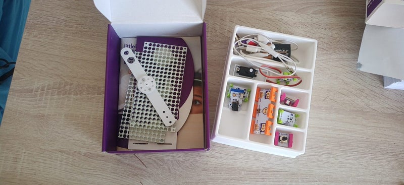 Little bits Rule your room kit. Carousel 3