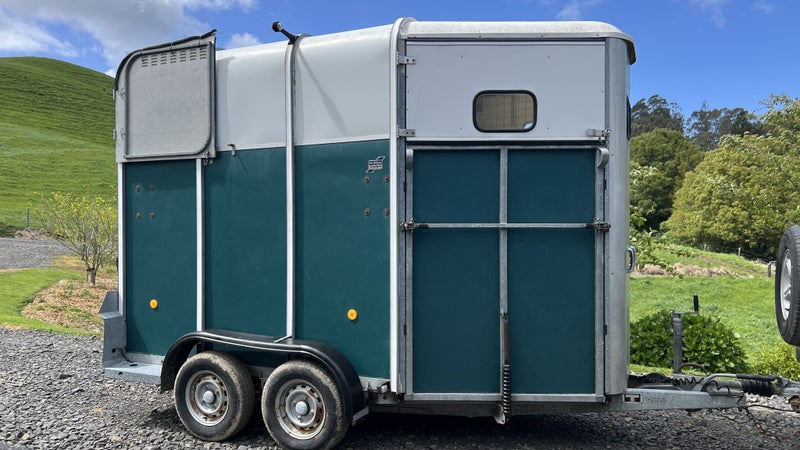 Ifor Williams 510 Horse Float64218879949057110