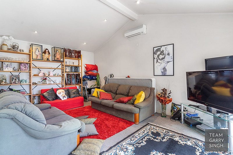 IGNORE PREVIOUS PRICES, INVESTOR QUITS!64219101377539112