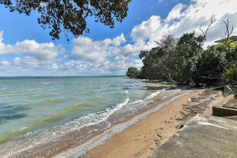 Sun. Tide. Tranquillity.64219101411587111