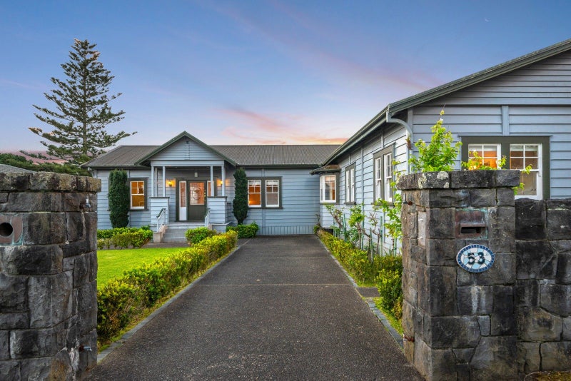 Sun. Tide. Tranquillity.64219101411587113