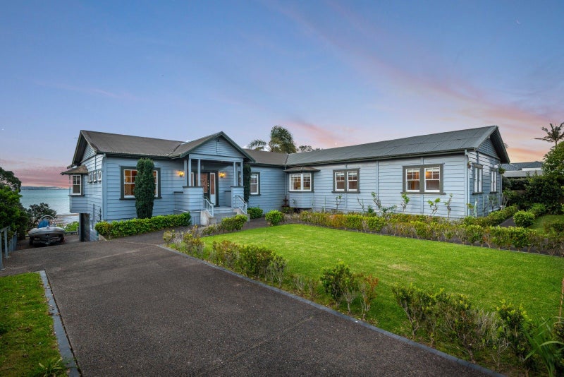 Sun. Tide. Tranquillity.64219101411587114