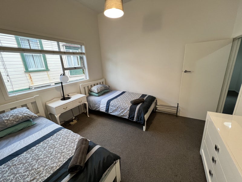 Mount Eden, 5 bedrooms64659931902595112