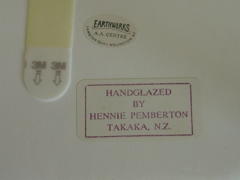 Dragon NZ Craft Hennie Pemberton Takaka Tile Set Carousel 7