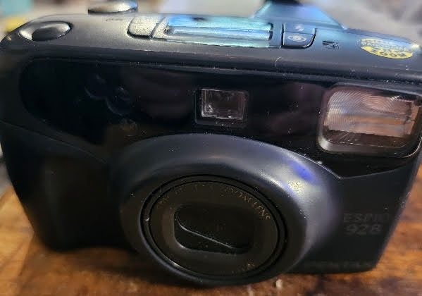 PENTAX ESPIO 928 35 mm CAMERA IN WORKING ORDER. Carousel 4