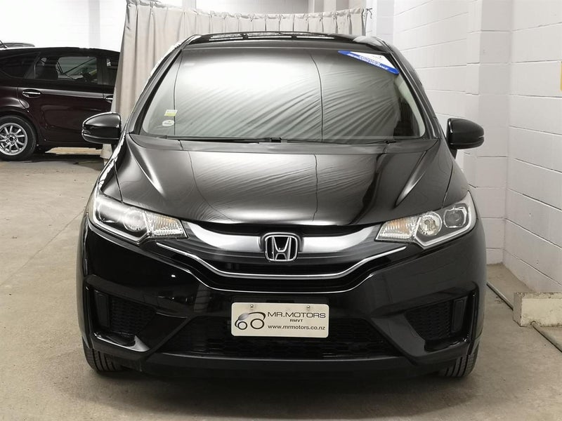 2014 Honda Fit 1.3 A Economic Hatch64220753490178113