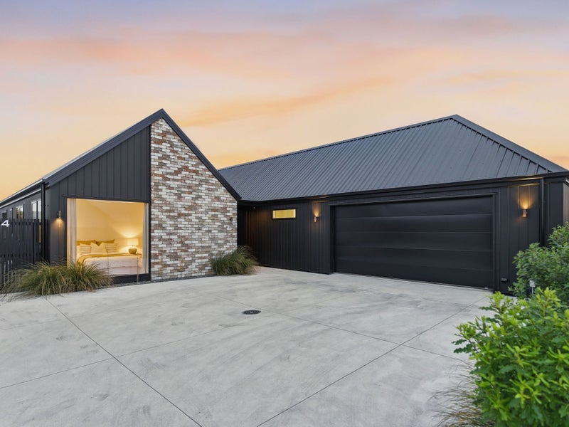 Designed with Architectural Precision.64220754743169111