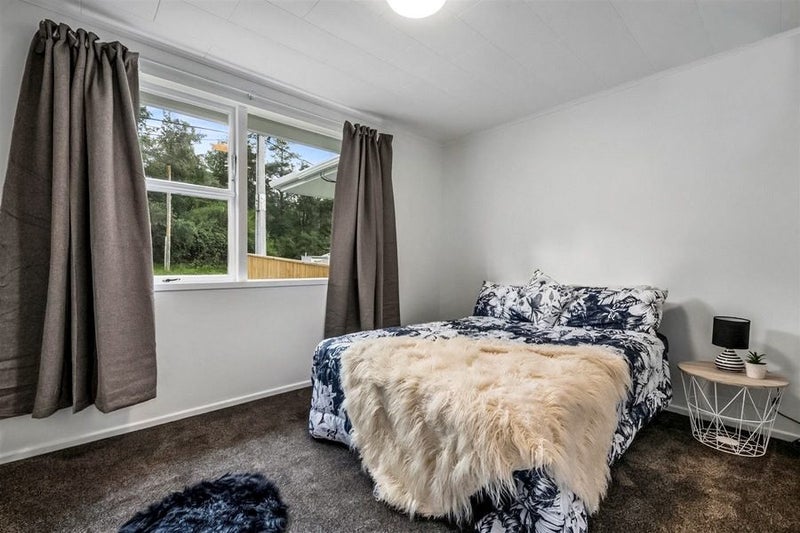 Wainuiomata, 2 bedrooms64220951656066113