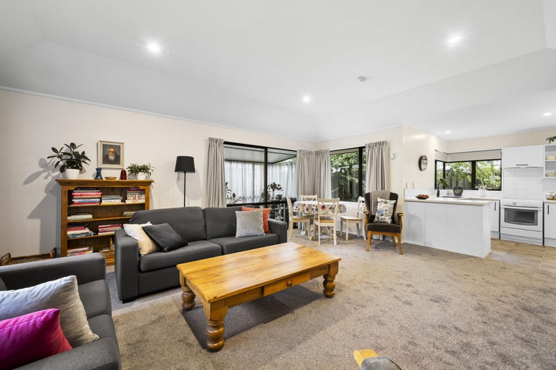 Effortless Living!64227756764930111