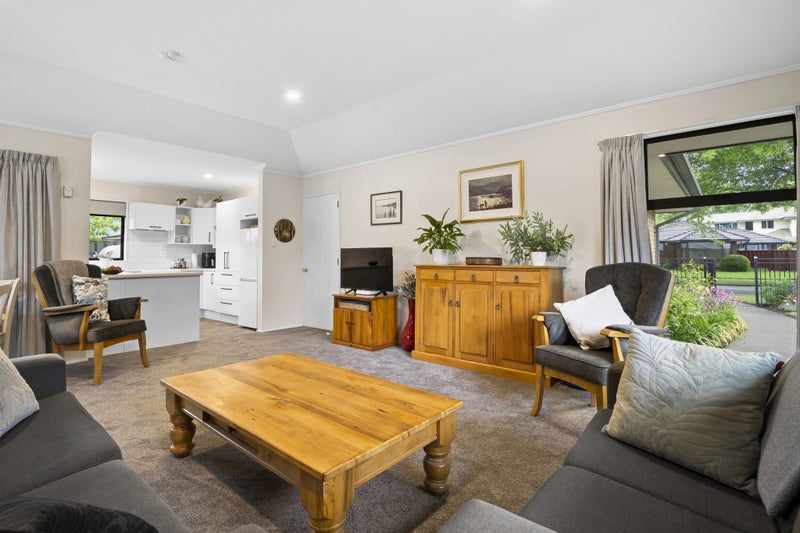 Effortless Living!64227756764930112