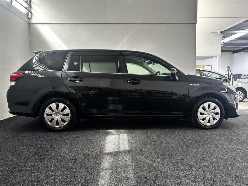 2015 Toyota Corolla Fielder Hybrid TSS Push Start64227409171459112