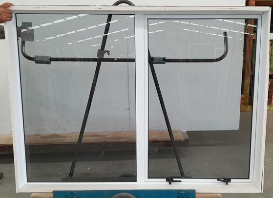 White Aluminium Awning Window H1290 x W1770 DR14482 Carousel 2