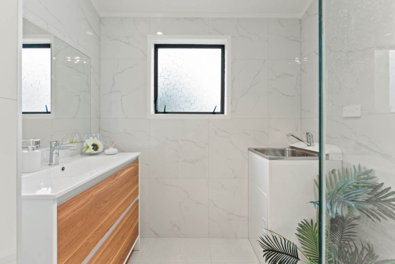 Spacious & Versatile Family Living in Browns Bay64227756929283113