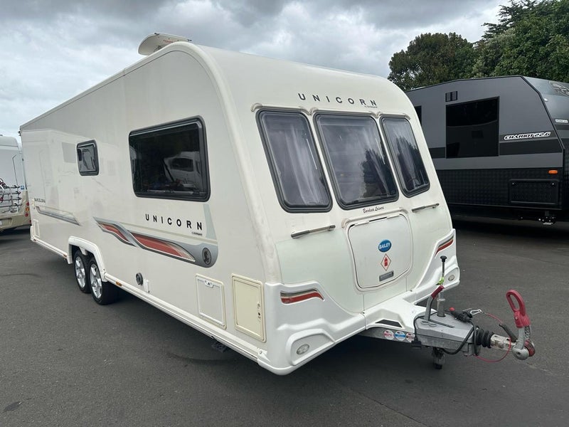 2011 Bailey Unicorn Fixed bed64227908265217114