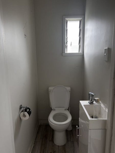 Point Chevalier, 5 bedrooms64230179076226113