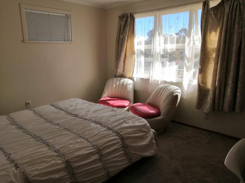 Sunnynook, 5 bedrooms64363211600643111