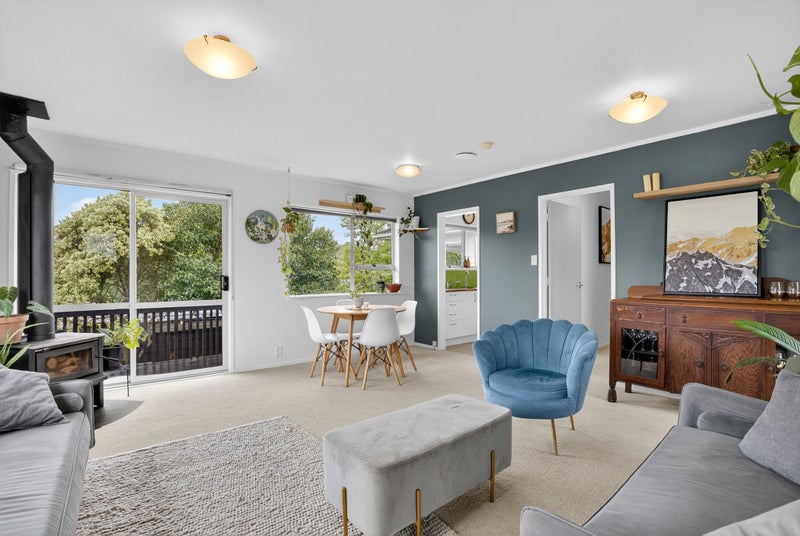 Sunny Stylish Sanctuary for First Home Buyers!64228444090370114