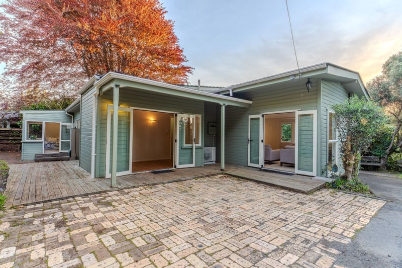 Hidden Gem in the Heart of Hamilton East64228443960705110