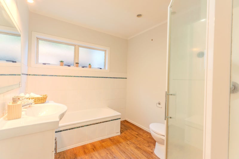 Hidden Gem in the Heart of Hamilton East64228443960705114