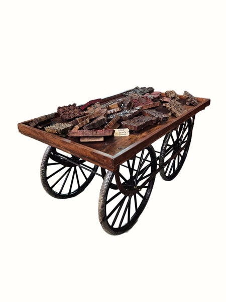 VINTAGE TEAK PEDDLARS MARKET CART Carousel 2