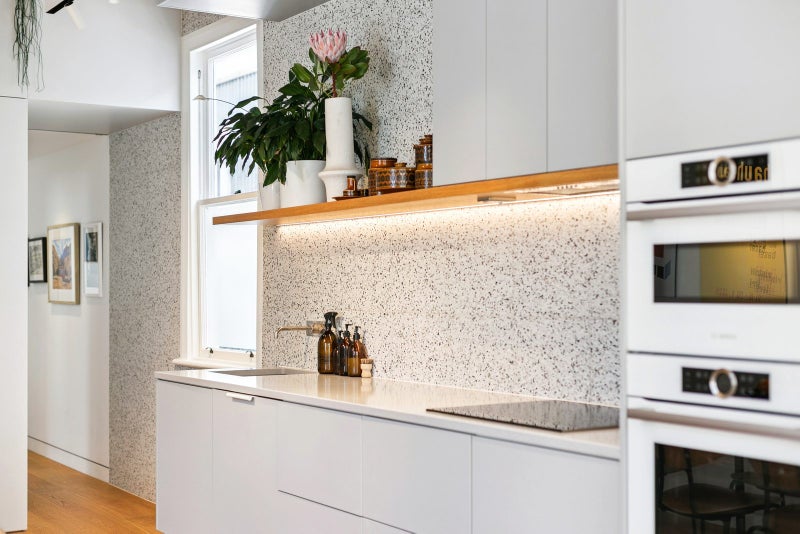 SOPHISTICATED, SWEET & SERIOUSLY SELLING!64228614535171112