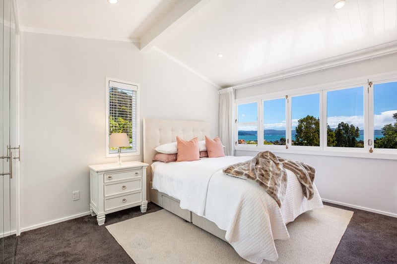 Polished, Peaceful and Plenty of Parking!64306110685955114