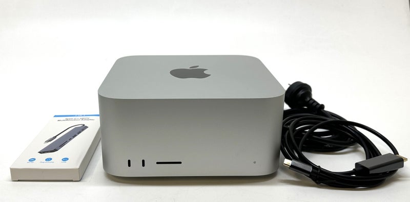 Mac Studio M1 MAX (2022) Carousel 1