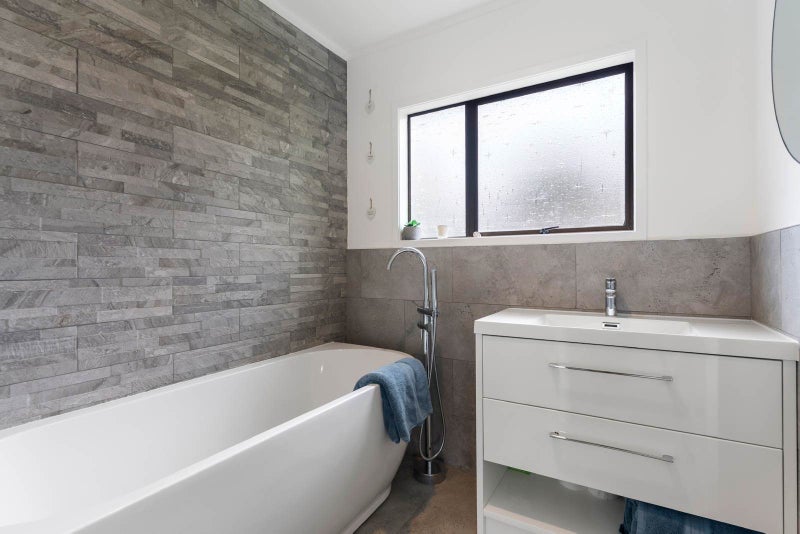 Split-Level Comfort for Extended Families64306110760193114