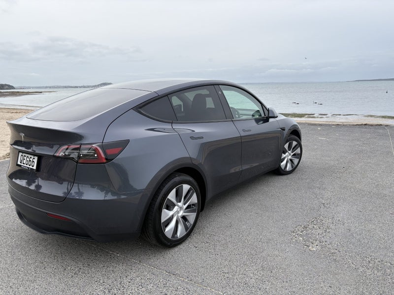 2023 Tesla Model Y Rear Wheel Drive64228992815491113