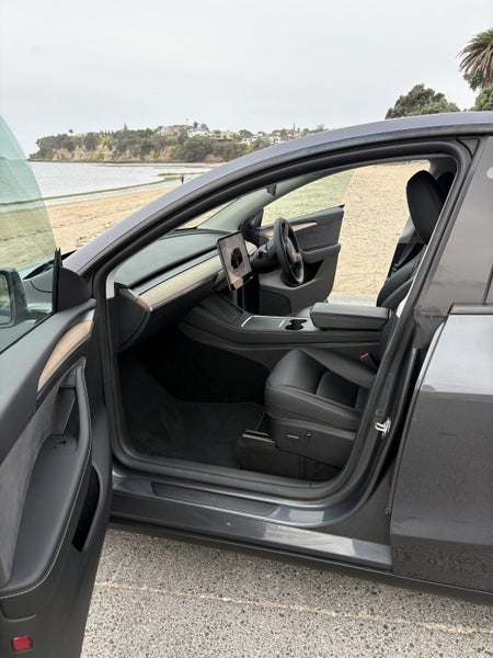 2023 Tesla Model Y Rear Wheel Drive64228992815491114