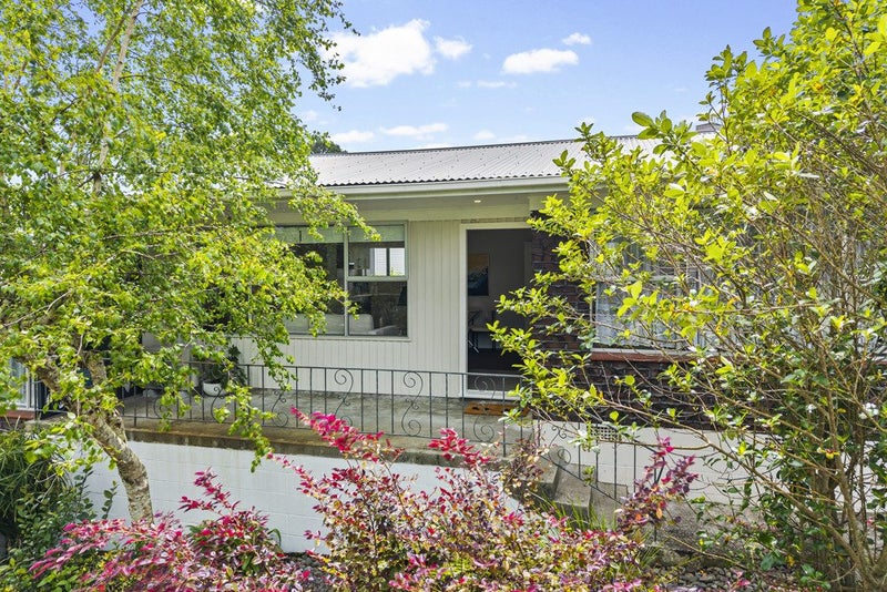 Sure Thing on Newington64228994822402111