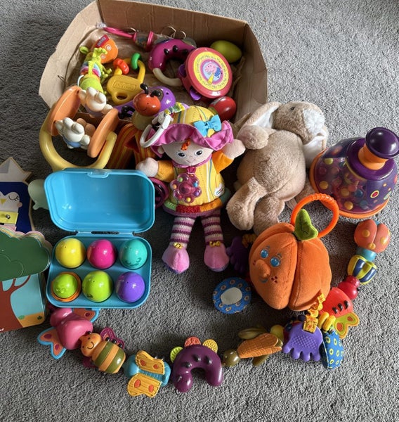 LAMAZE, Melissa & Doug, DJECO, Mamas& Papas Baby Toys Worth $400+ Carousel 1