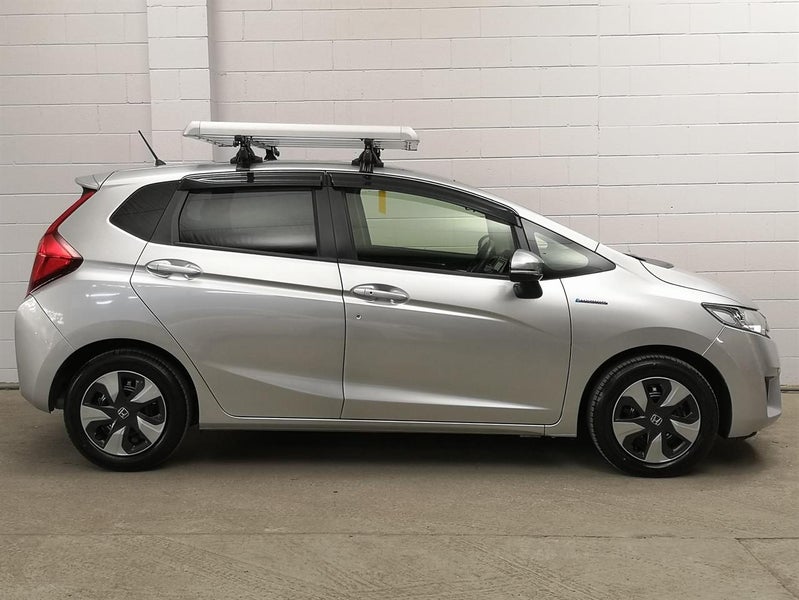 2017 Honda Fit super low kms, mint condition64229358800001112