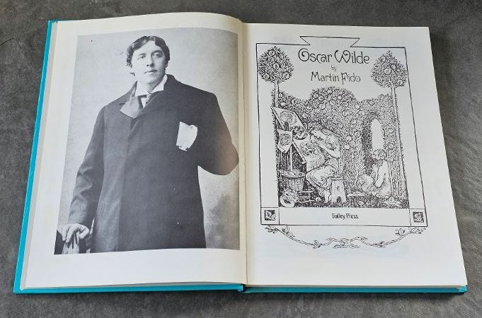 The Dramatic Life & Fascinating Times of Oscar Wilde by Martin Fido. Carousel 2