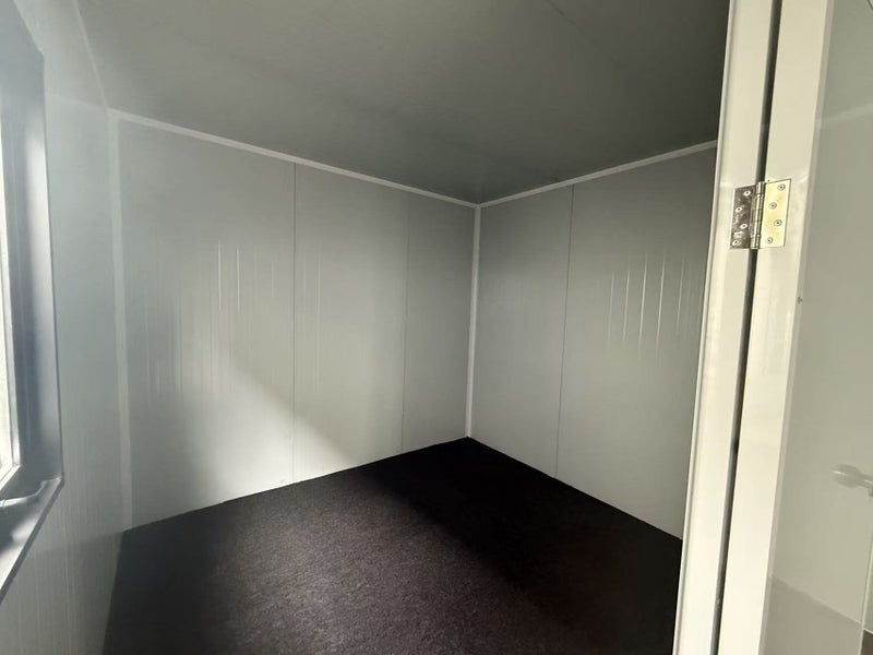 8x3m demo cabin ready to go -kitchen, bathroom included (sell as is, where is )64244645475331113