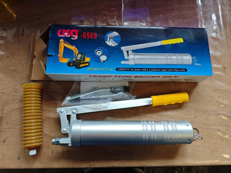 Grease gun – USG-6568 Carousel 1