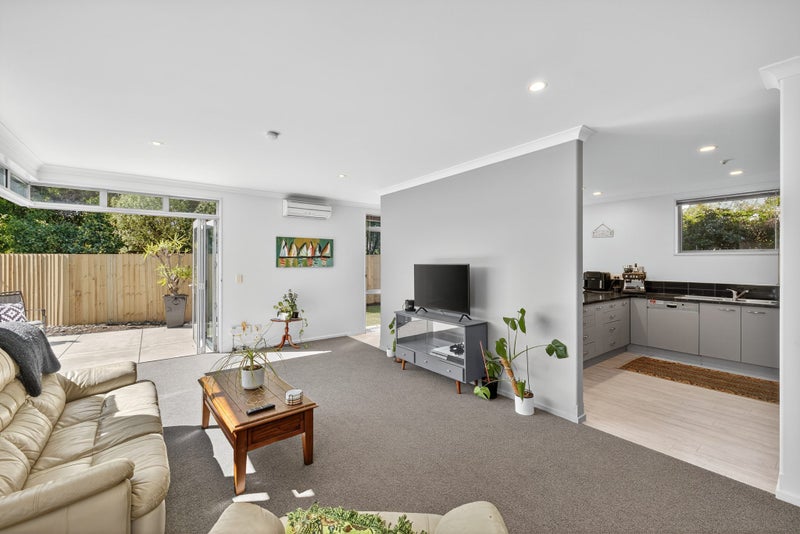 Sunny & Private Oasis!64229992992257114