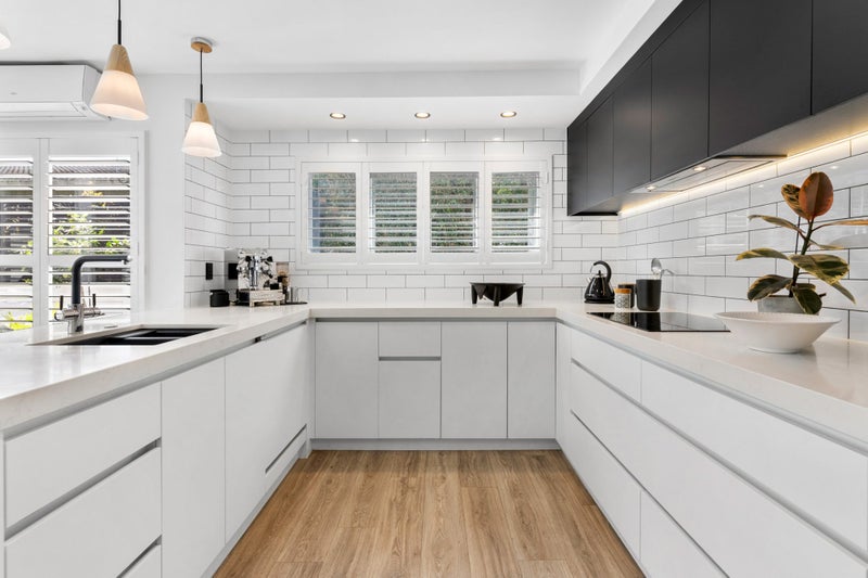 Lock It. Leave It. Love It. Takapuna Style.64307513205378112