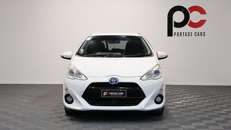 2014 Toyota Aqua G Model, Push Start, Reverse C...64230180223490111