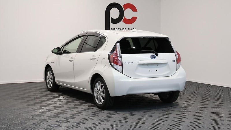 2014 Toyota Aqua G Model, Push Start, Reverse C...64230180223490114