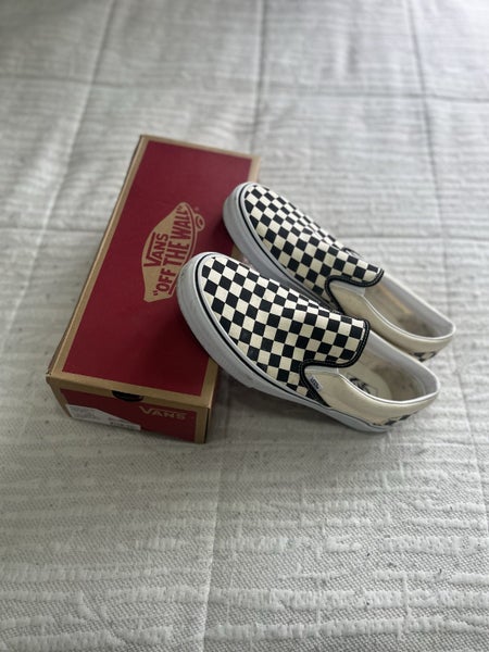 Vans Checkerboard Classic Slip-On – Size US 11 / Like New with Box64231073827969110