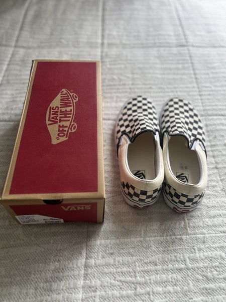 Vans Checkerboard Classic Slip-On – Size US 11 / Like New with Box64231073827969111