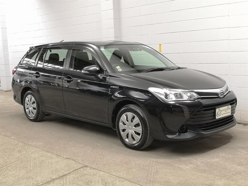 2016 Toyota Corolla Fielder Hybrid Late model C...64231716154755110