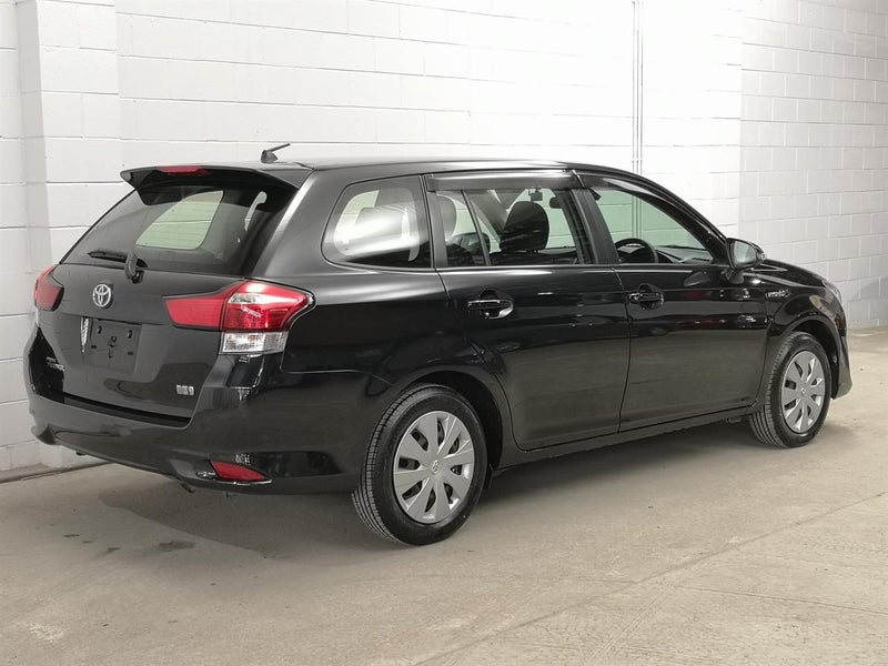 2016 Toyota Corolla Fielder Hybrid Late model C...64231716154755111