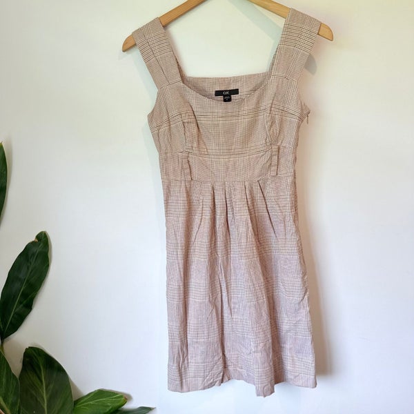 Cue Size 6 Plaid Dress Carousel 1