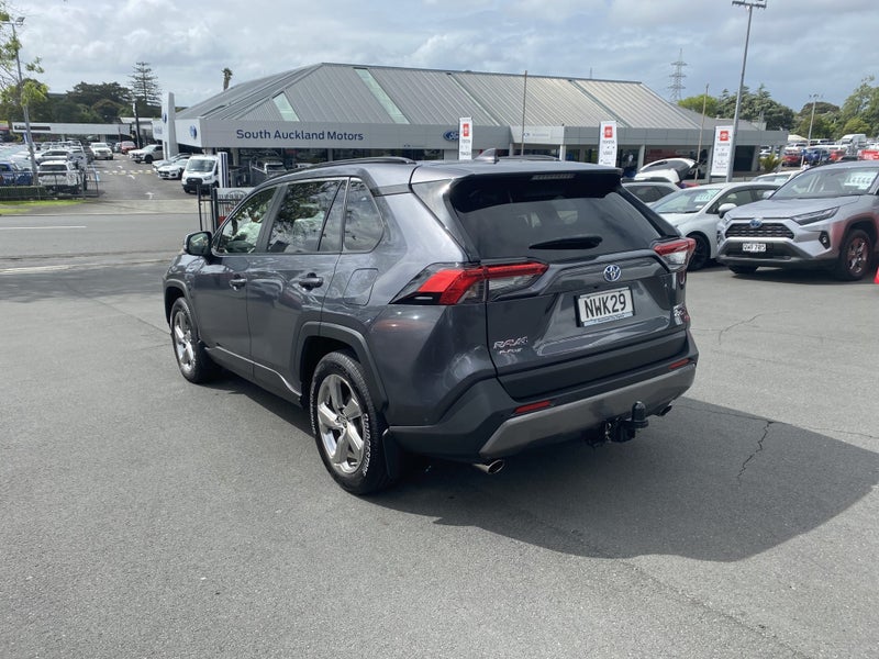 2021 Toyota RAV4 GXL 2.5 Hybrid64237358929538113
