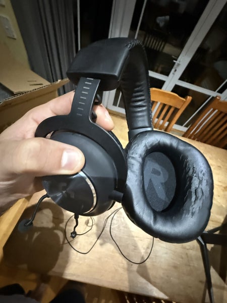 Gaming PC, 2 Screens, Accessories Package - $1 Reserve64237358259073112