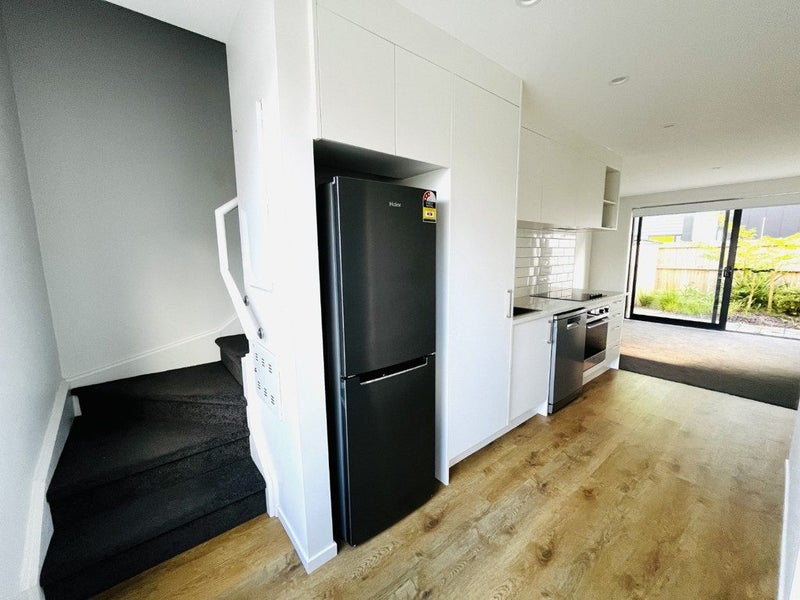 New Lynn, 2 bedrooms64683278649603113